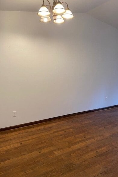 Building Photo - 177 Whetherbine Way W