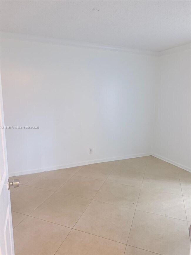 Building Photo - 4533 Treehouse Ln