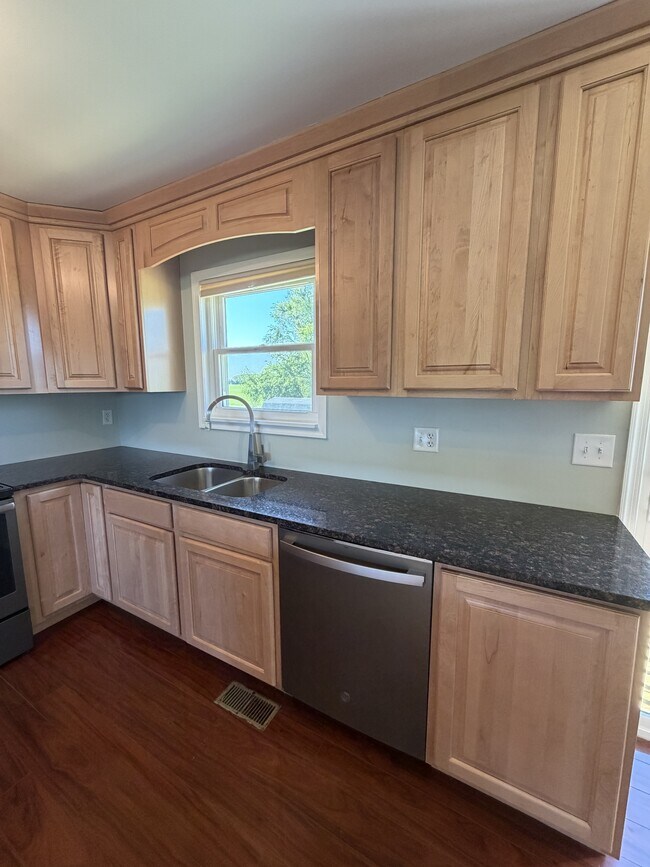 Building Photo - 4319 Dolby Farm Rd