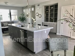 Building Photo - 3612 Brookdale Ave