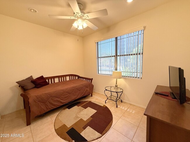 Building Photo - 17934 W Deneen Way