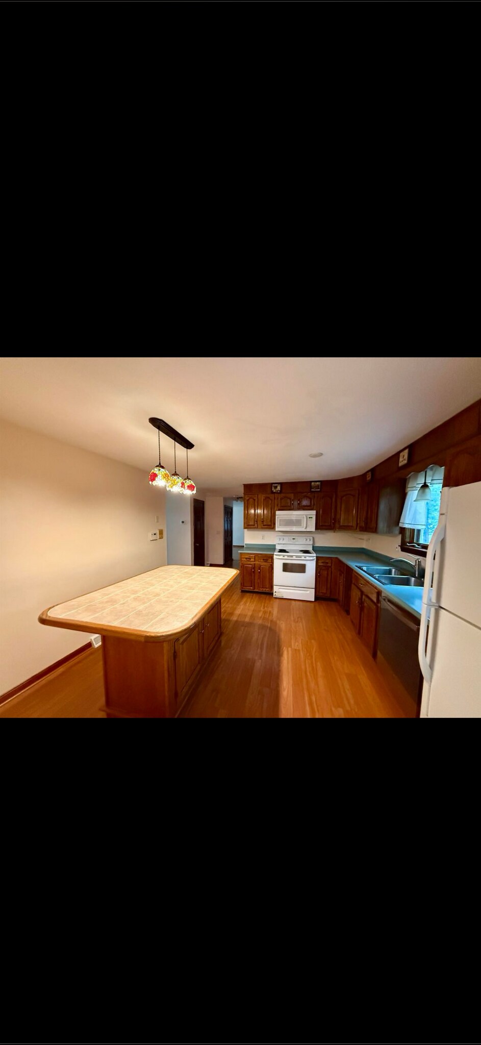 Building Photo - 69 Timberline Dr