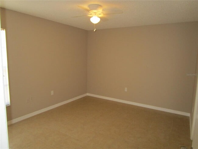 Building Photo - 1704 Ridgewood Ln
