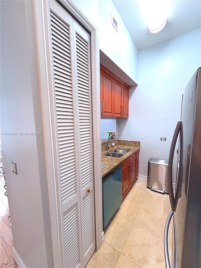 Building Photo - 1805 Ponce de Leon Blvd