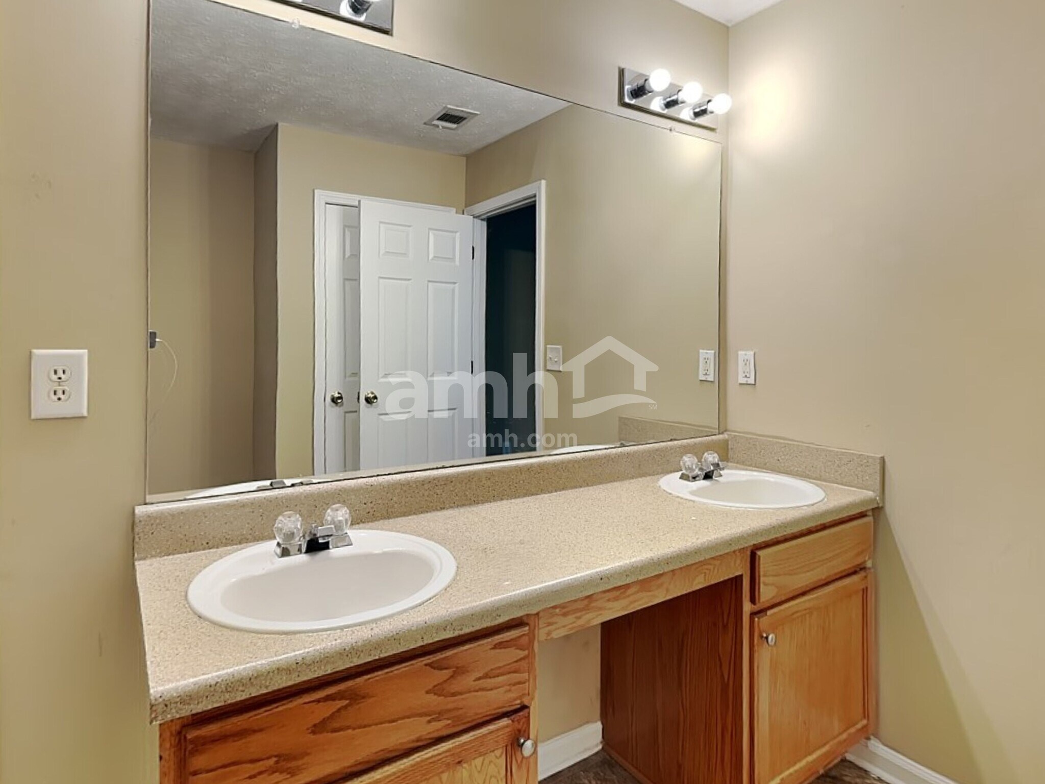 Building Photo - 3512 Kittery Dr SW