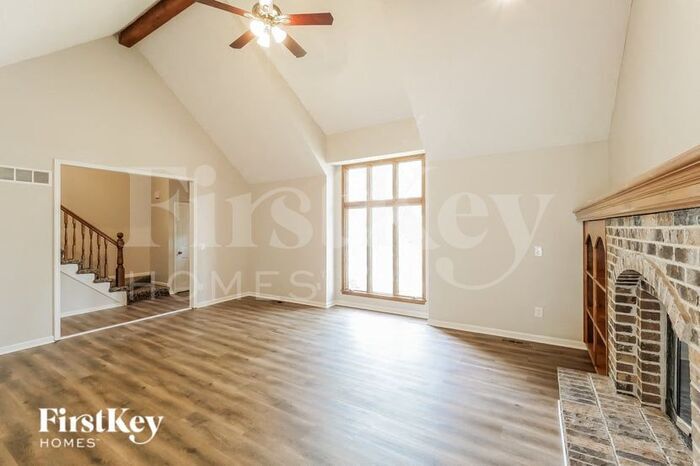 Building Photo - 11584 Earnshaw St