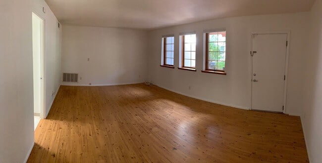 Building Photo - 641 Garcia St