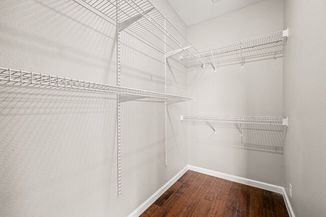 Building Photo - For Rent! Updated Single Story in Sonoma R...