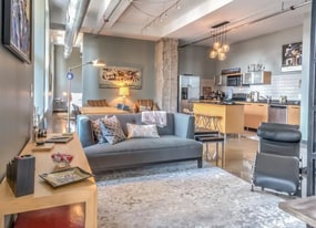 Building Photo - 350 Saint Peter St