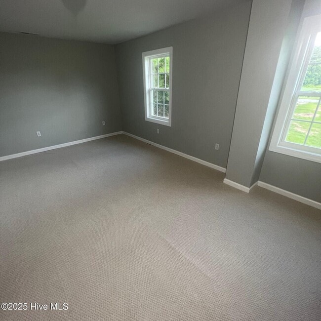 Building Photo - 3651 Gallberry Rd