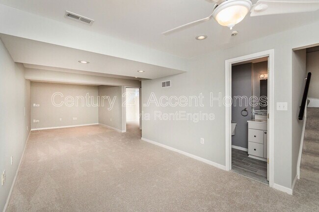Building Photo - 2514 S Arlington Mill Dr