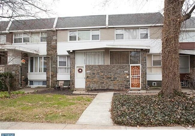 Building Photo - 3848 Conshohocken Ave