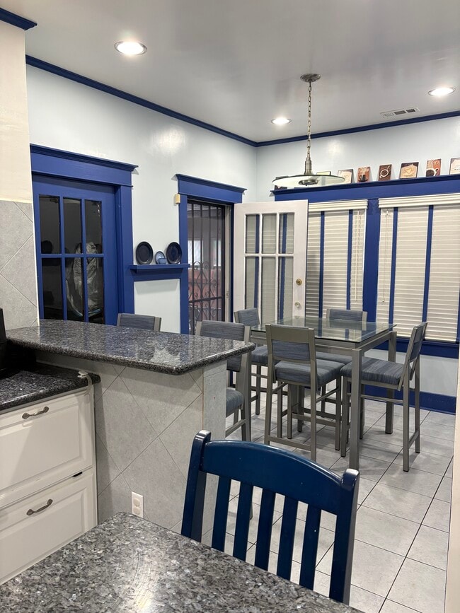 Building Photo - 4177 Halldale Ave