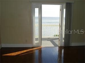 Building Photo - 5248 Beach Dr SE