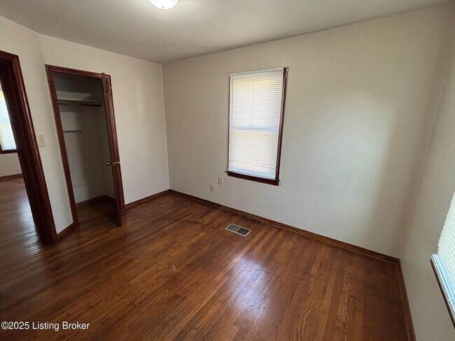Building Photo - 141 E Harrison Ave