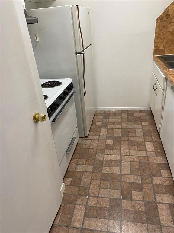 Building Photo - 9007 Gaylord Dr