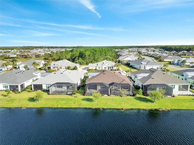 Building Photo - 215 Summertime Pl