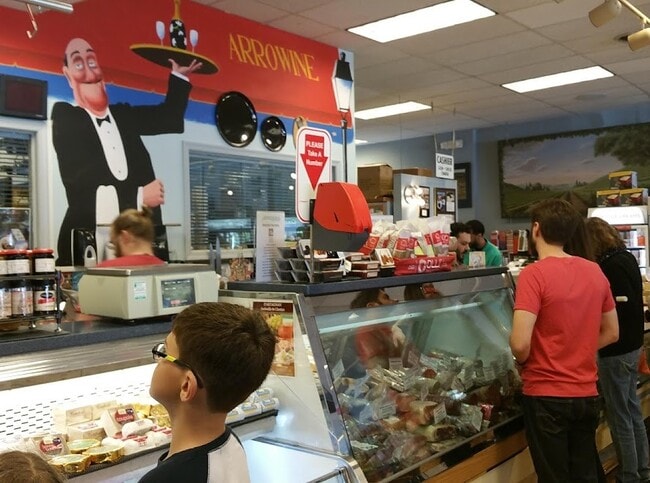 Arrow wine and cheese - 1955 N Woodrow St