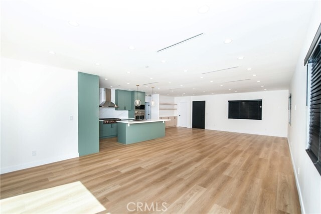 Building Photo - 7760 Independence Ave