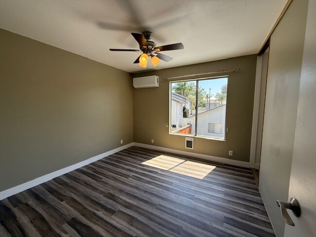 Building Photo - Cozy 2 bedroom, 2 bathroom town home in Wo...