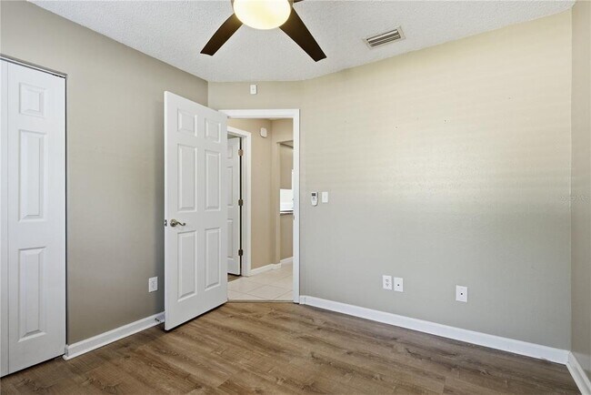Building Photo - 2914 Cypress Green Dr