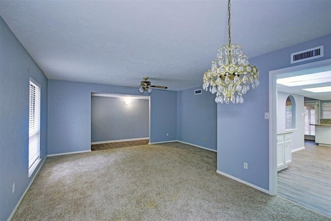 Building Photo - 17910 Navajo Trail Dr