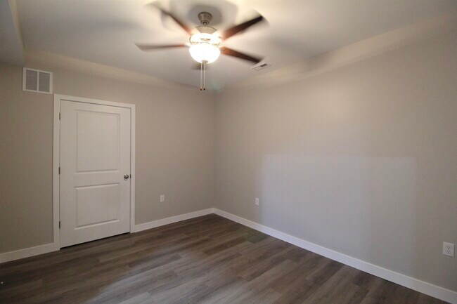 Building Photo - 101 WILLOWSTONE Ct