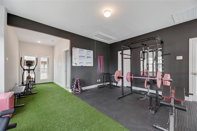 Building Photo - 8102 Foraker St