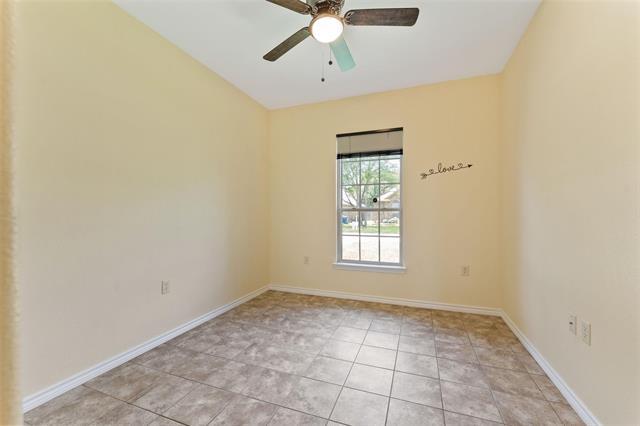 Building Photo - 304 Port Dr