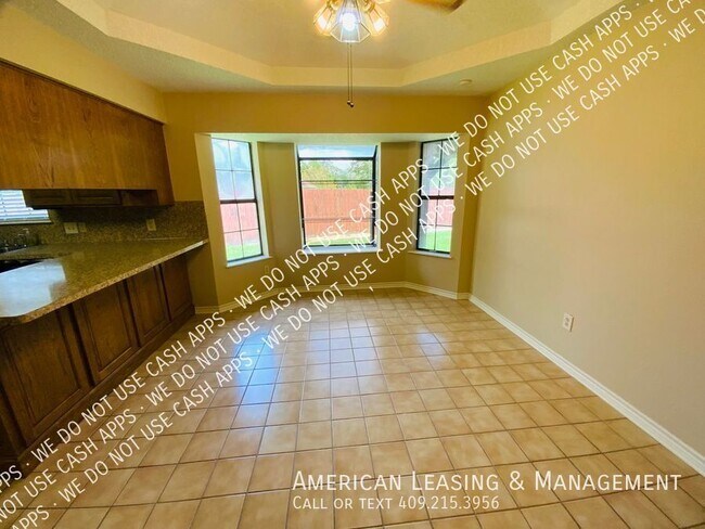 Building Photo - 20 Pinewood-