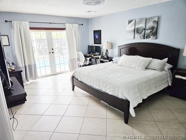 Building Photo - 16657 Redwood Way