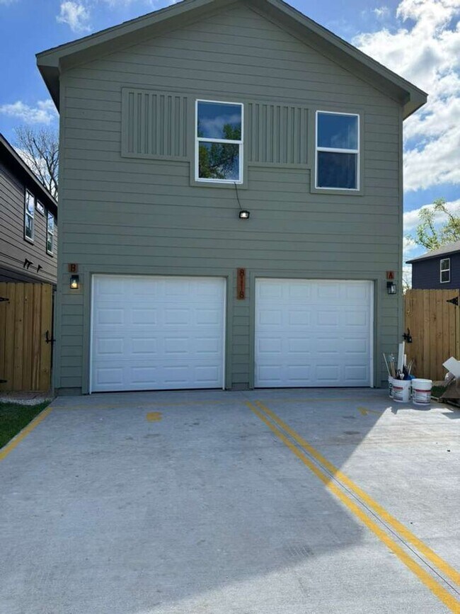 Building Photo - Brand-New Duplex for Rent – 3 Bed | 2.5 Bath