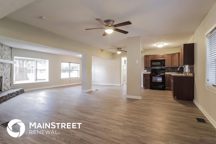 Building Photo - 2411 Chase Ave