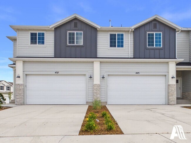Building Photo - 437 E 650 N