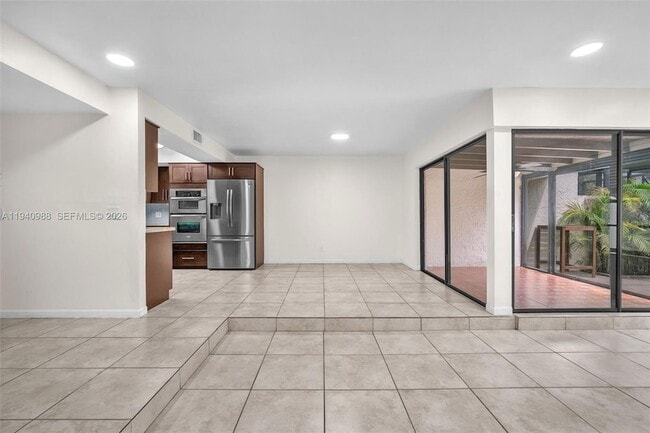 Building Photo - 11125 SW 134th Ct