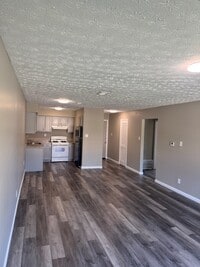 Building Photo - 733 Hill Rise Ct