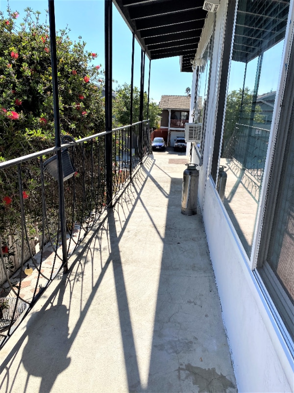 Building Photo - 4467 Dawson Ave