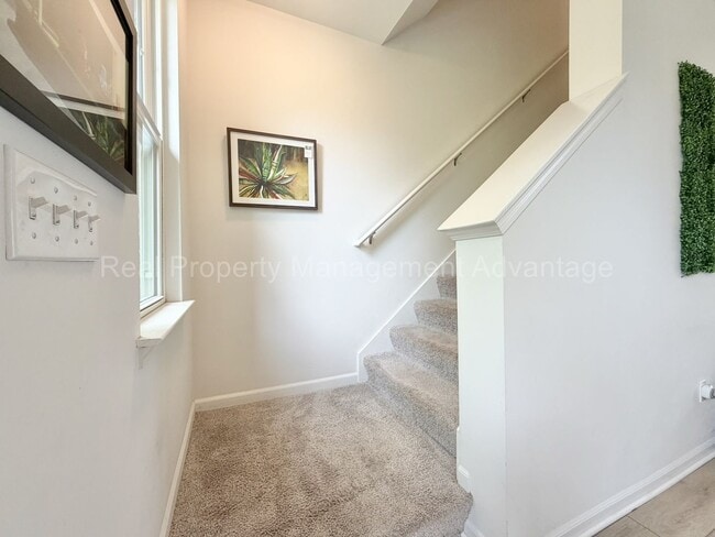Building Photo - Modern 2020 Built Townhome Just Steps from Downtown Ferndale!