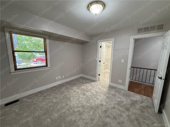 Building Photo - 2154 Willowgrove Ave