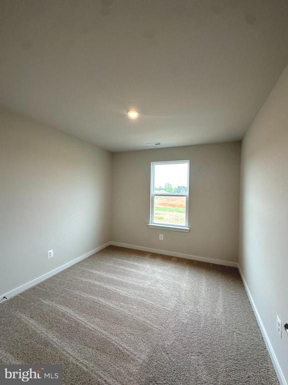 Building Photo - 369 Huntwell W Ave