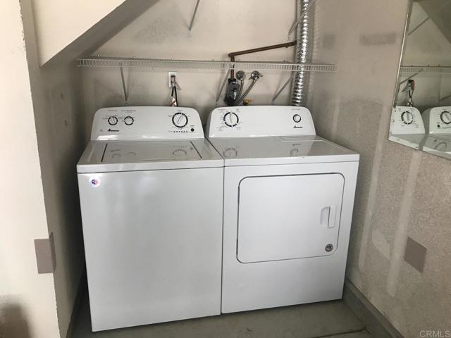 Building Photo - 6430 Terraza Portico