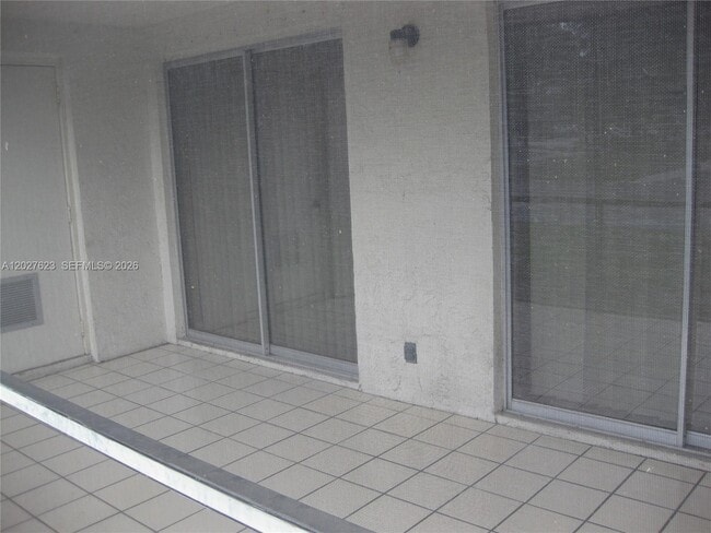 Building Photo - 6314 Chasewood Dr
