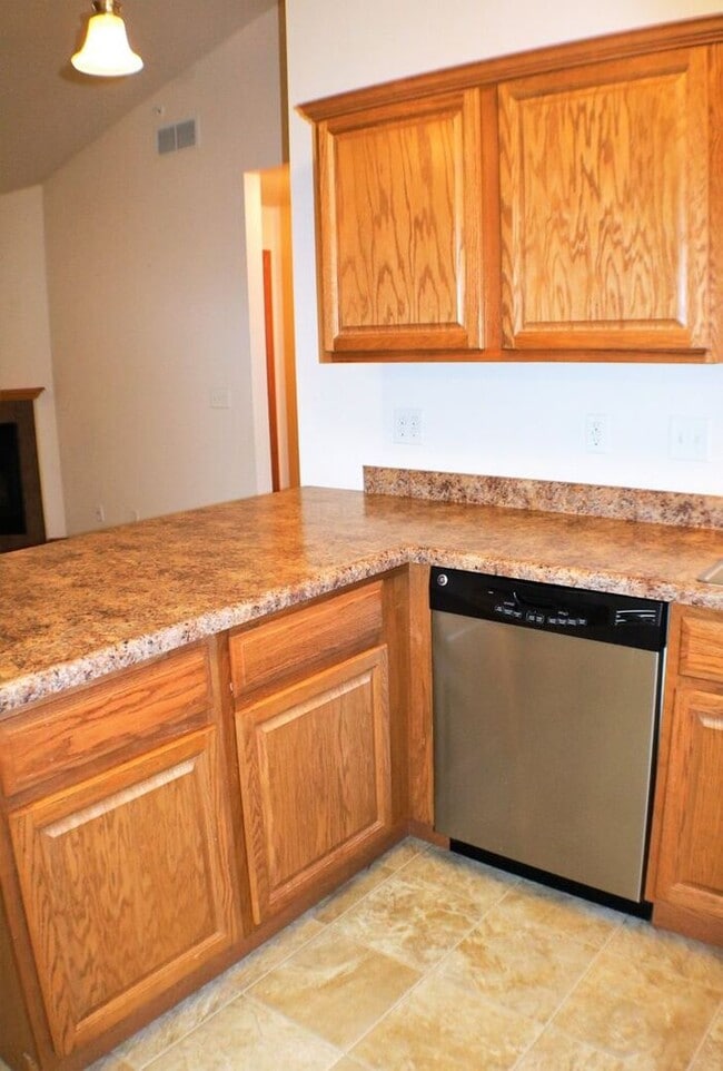 Building Photo - $1,325 | 2 Bedroom, 2 Bathroom Condo | Pet Negotiable | Available for August 1st, 2026 Move In!