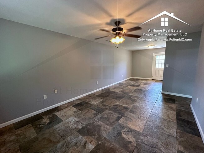 Building Photo - 107 Spruce Dr