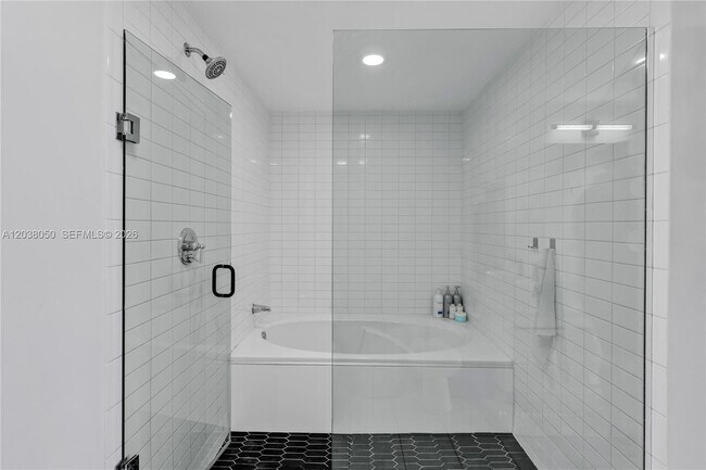 Building Photo - 888 Biscayne Blvd