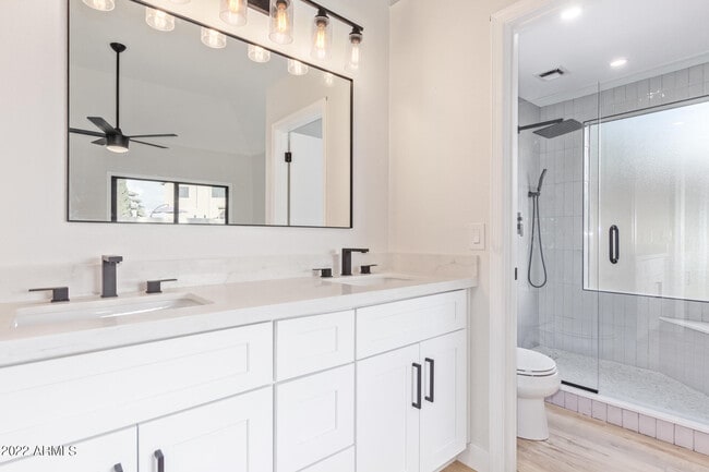 Building Photo - 11 N Concord St