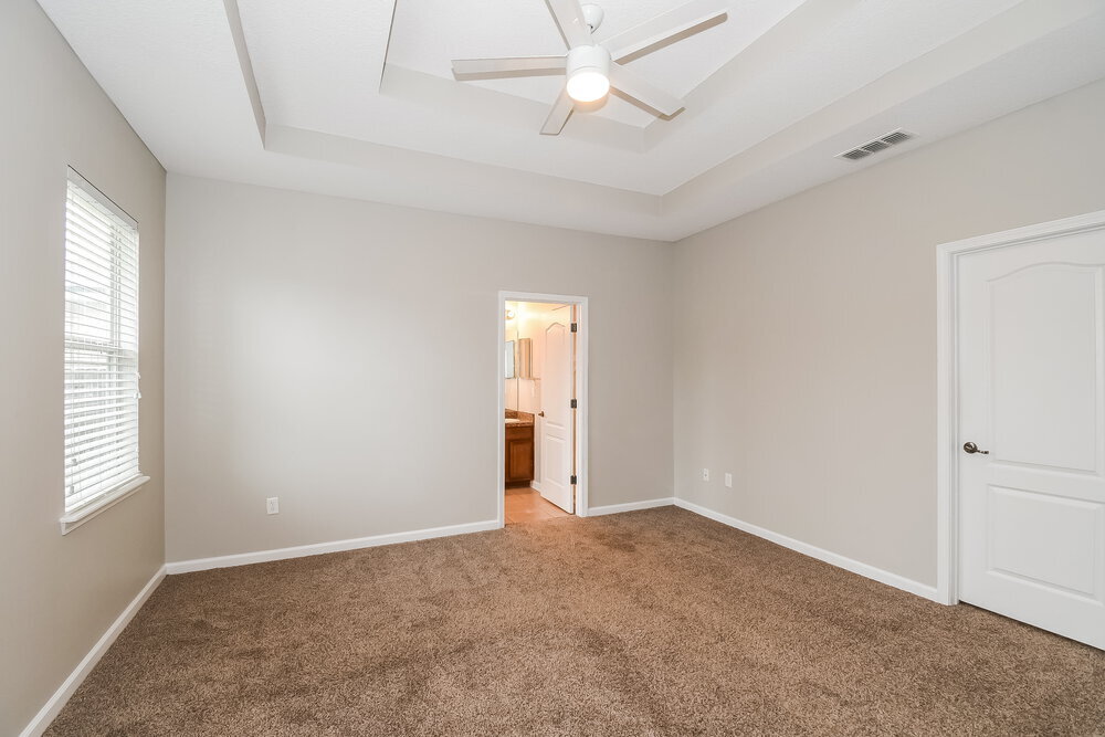 Building Photo - 11997 Alexandra Dr