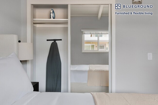 Building Photo - 727 Layne Ct