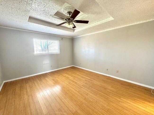 Building Photo - 4200 San Saba Ct