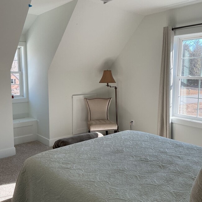 Building Photo - Perfect 1 Bedroom Fully Finished Apartment